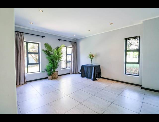 4 BEDROOM HOUSE FOR SALE IN COPPERLEAF ESTATE